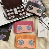 علبة عدسات لاصقة ملونة "فتاة ذات عين كبيرة"