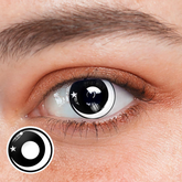 عدسات لاصقة بيضاء بنجمة قمر الهالوين