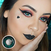 عدسات لاصقة ملونة باللون الأخضر من كوسبلاي أكوا بانثر