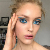 عدسات لاصقة ملونة من بلو مانسون