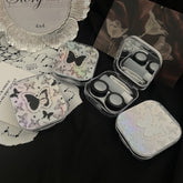 علبة عدسات لاصقة ملونة بتصميم فراشات لامعة