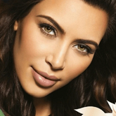 عدسات لاصقة ملونة دايموند باللون الأخضر الكاريبي