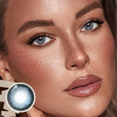 عدسات لاصقة زرقاء زنجفرية