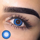 عدسات ألسيفينا اللاصقة الملونة باللون الأزرق