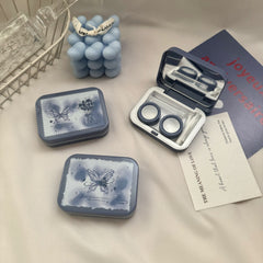 علبة عدسات لاصقة ملونة بنقشة ورود زرقاء جليدية رومانسية 