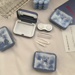 علبة عدسات لاصقة ملونة بنقشة ورود زرقاء جليدية رومانسية 