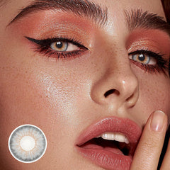 عدسات إيليدا اللاصقة الملونة باللون الرمادي